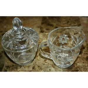 VINTAGE CLEAR GLASS CREAMER & SUGAR BOWL SET EUC